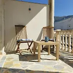 Vista Himara