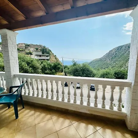 Vista * Himara