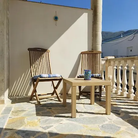 Vista Himare
