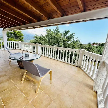 Vista Apartment Himare