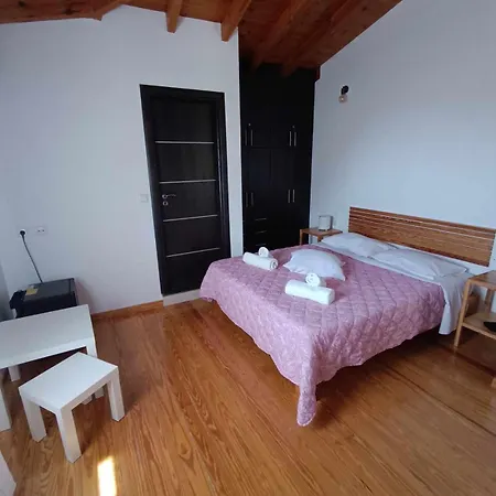 Vista Apartment Himare